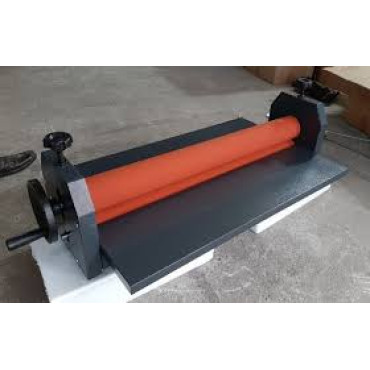 Máy cán nguội không chân khổ 700mm (quay tay)