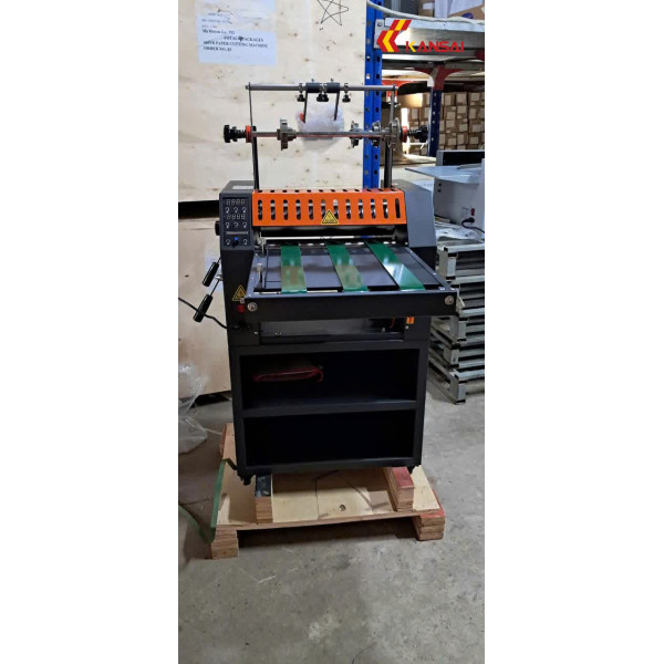 Máy cán màng nhiệt CG8401 (Có thu cuộn)